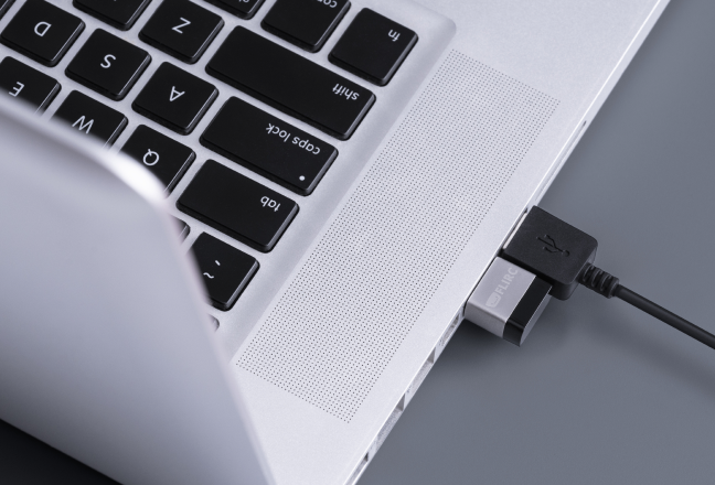 Flirc plugged into a laptop